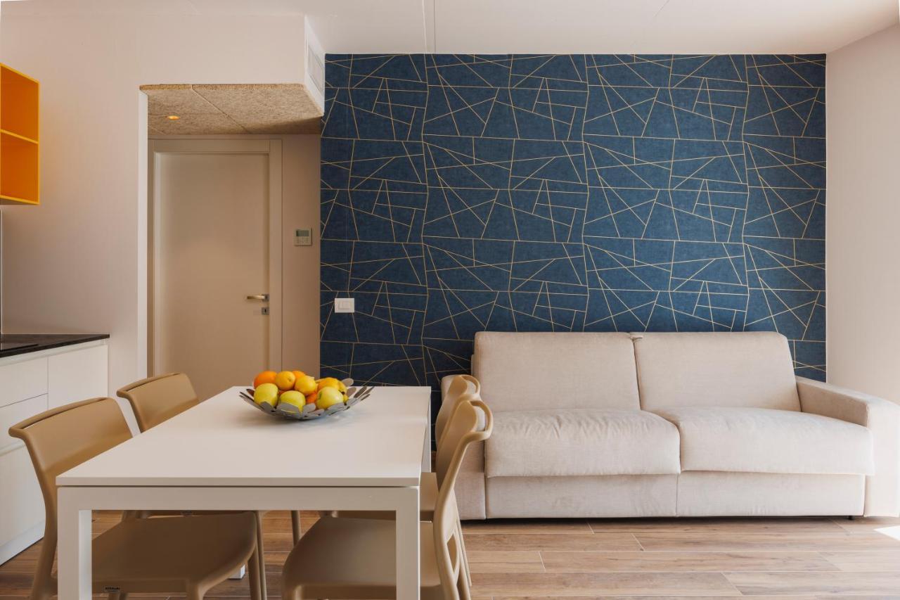 Lake Side Suites Riva del Garda Exterior photo