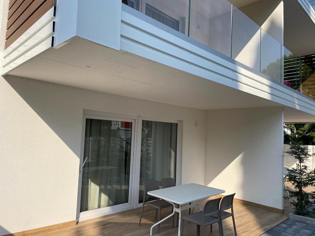 Lake Side Suites Riva del Garda Exterior photo