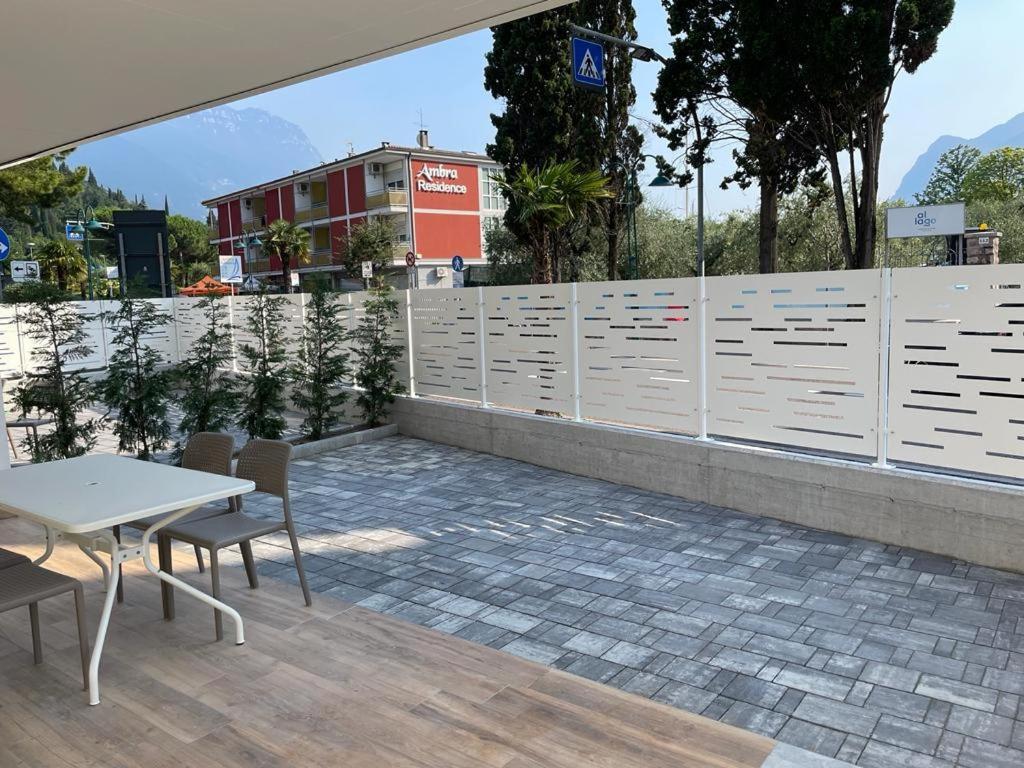 Lake Side Suites Riva del Garda Exterior photo