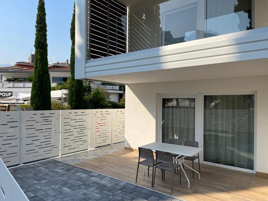 Lake Side Suites Riva del Garda Exterior photo